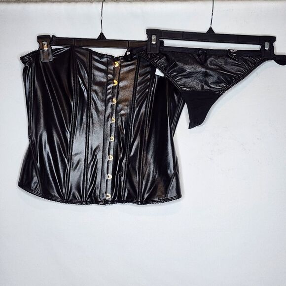 0X 12W Torrid Large Black Pleather Panty Set Lingerie Pinup Plussize Sweetheart - Picture 2 of 10